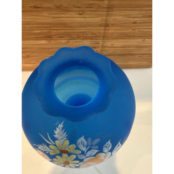 Vintage Westmoreland Glass Candle Lamp Unique Satin Blue with Daisy And Roses - Picture 4 of 9